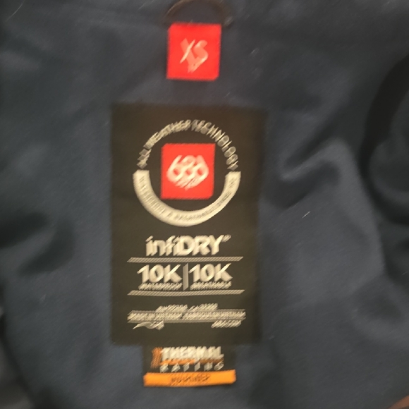 Geometric Pattern Kids Jacket - Picture 3 of 5